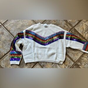 QUEEN OF SPARKLES White and Red Crew Neck Sweater with Chevron Design